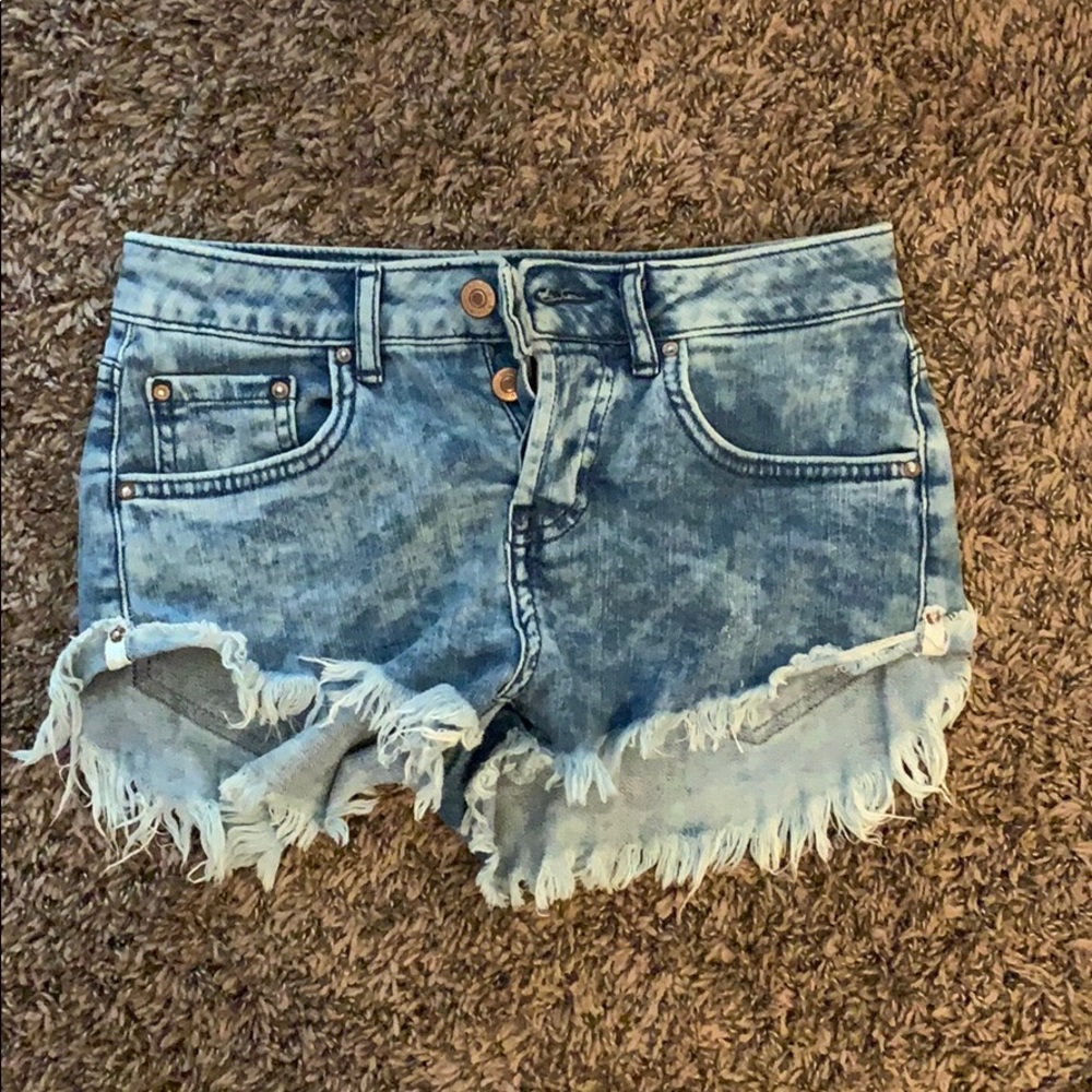 Cute jean shorts